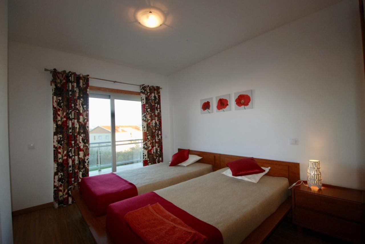 Solar - Sea View Apartment With Pool São Martinho do Porto Kültér fotó